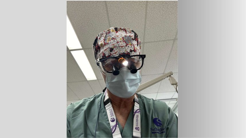 Dr.-Peter-Talor.-Best-Oakville-Dentist-at-Work | Shore Side dental Oakville