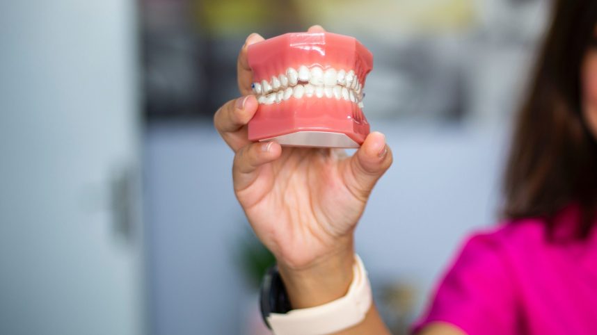 Partial and Complete Dentures in Oakville | Shore Side dentistry Oakville